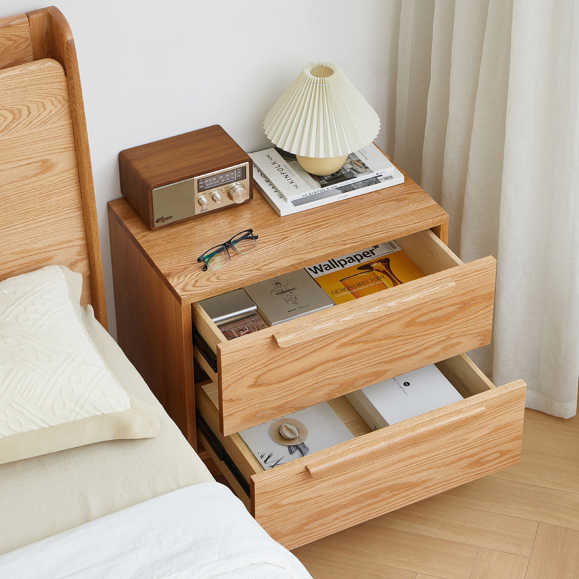 Faaborg Bedside Table