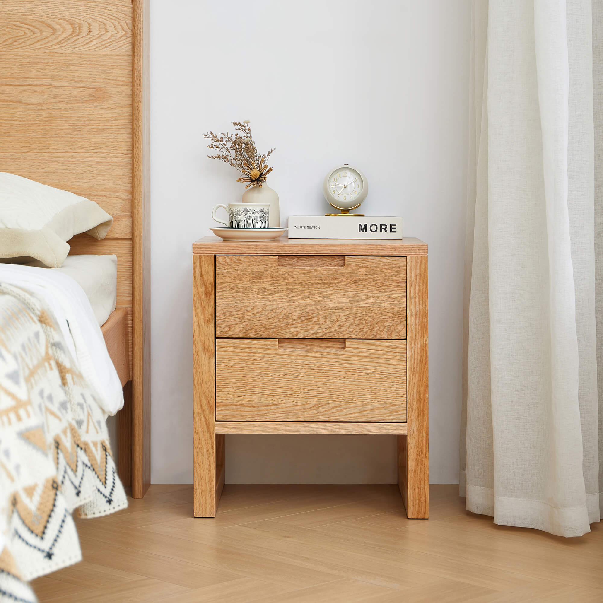 Svendborg Bedside Table