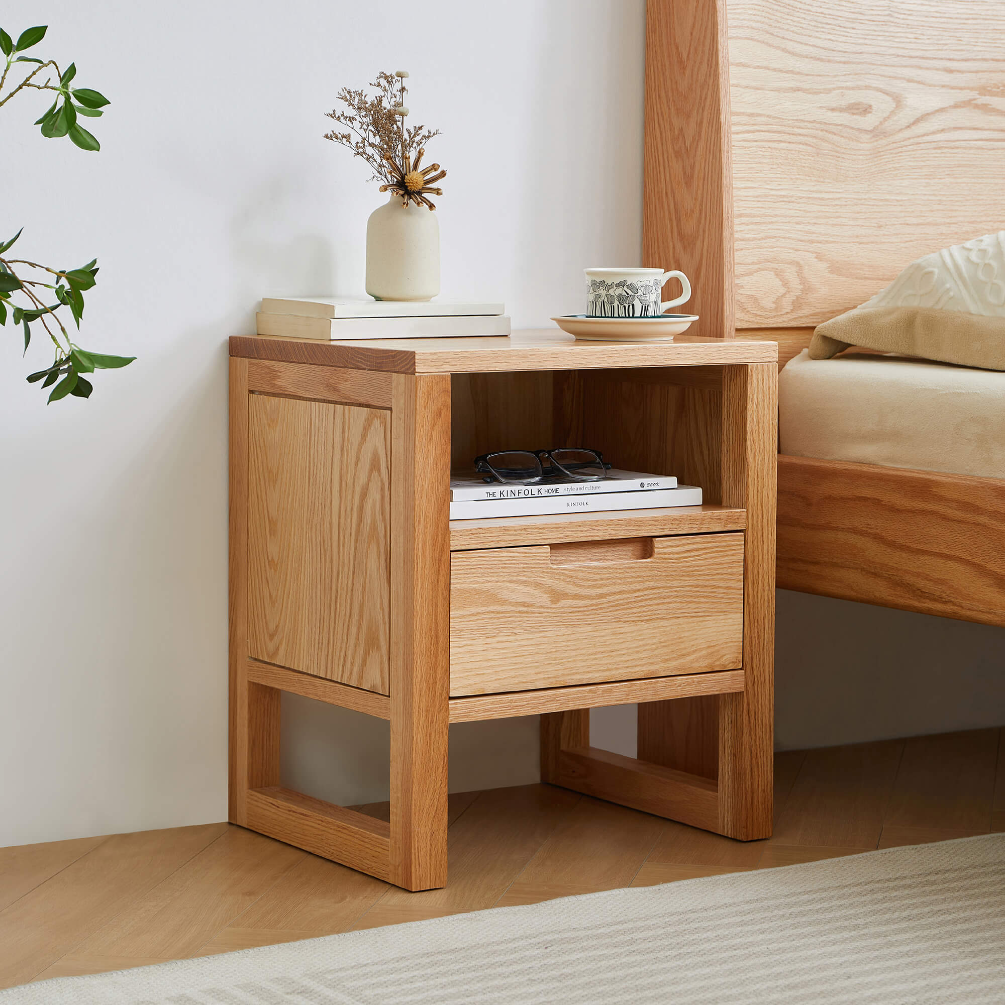 Billund Bedside Table