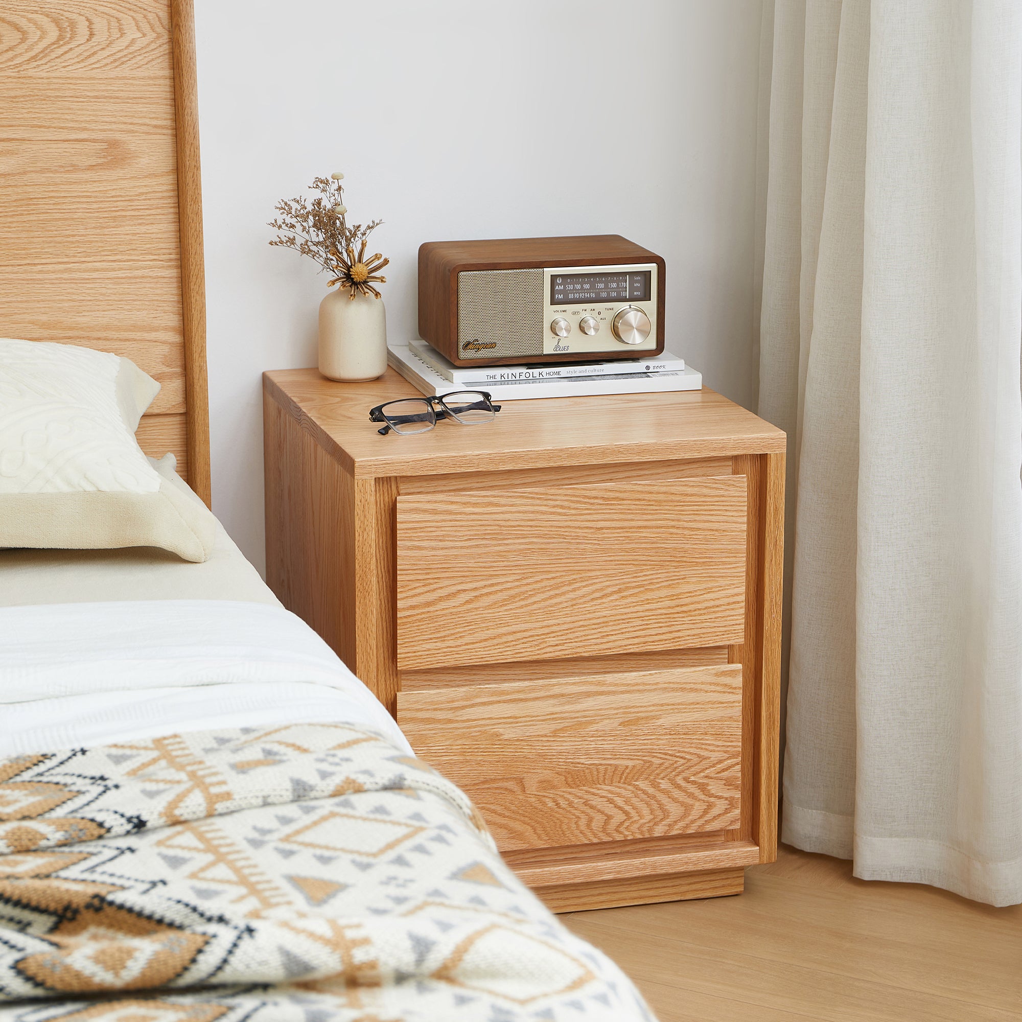 Nibe Bedside Table