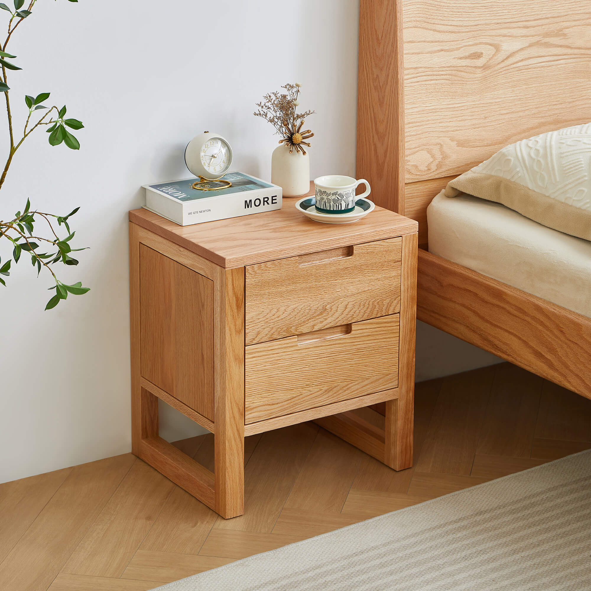 Svendborg Bedside Table