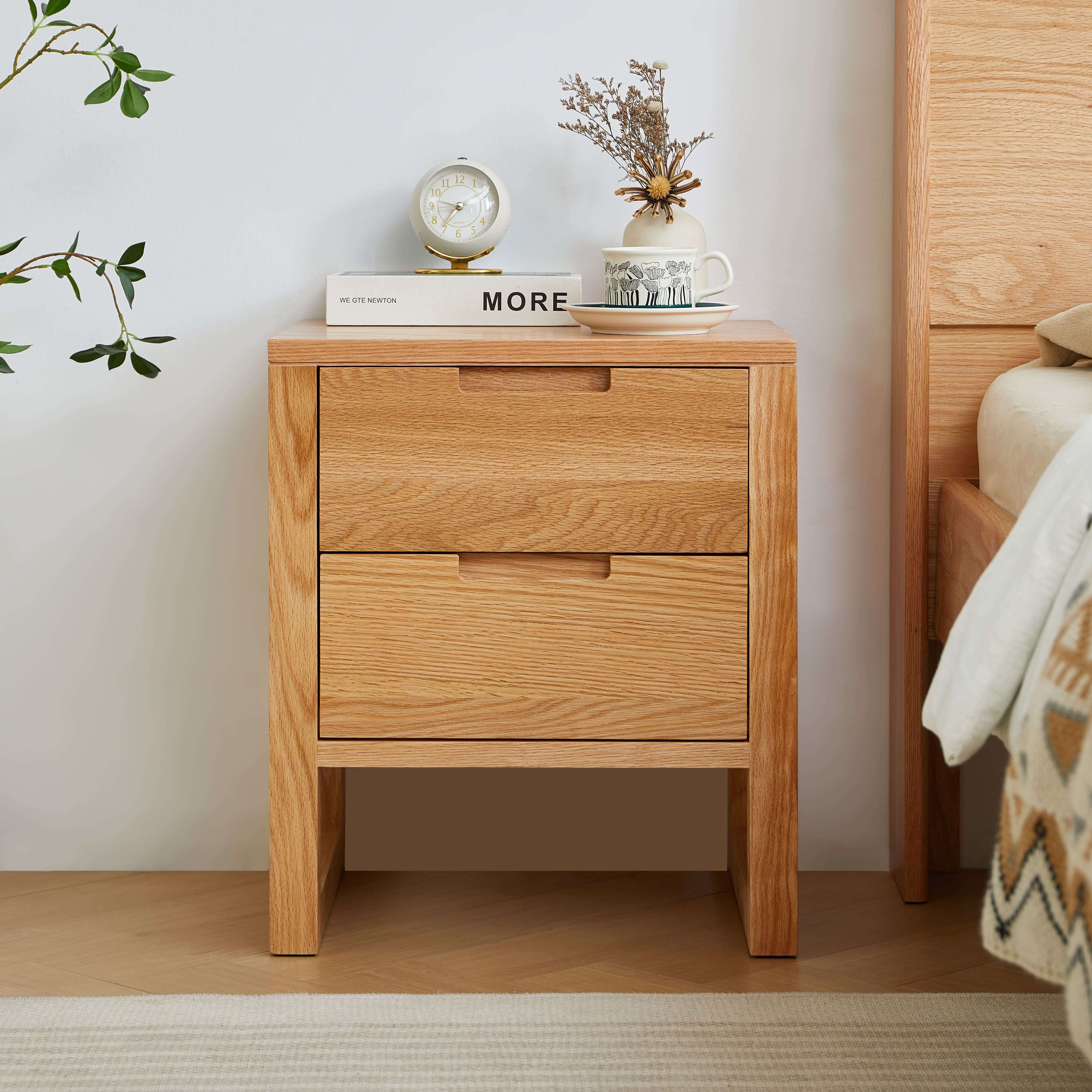Svendborg Bedside Table