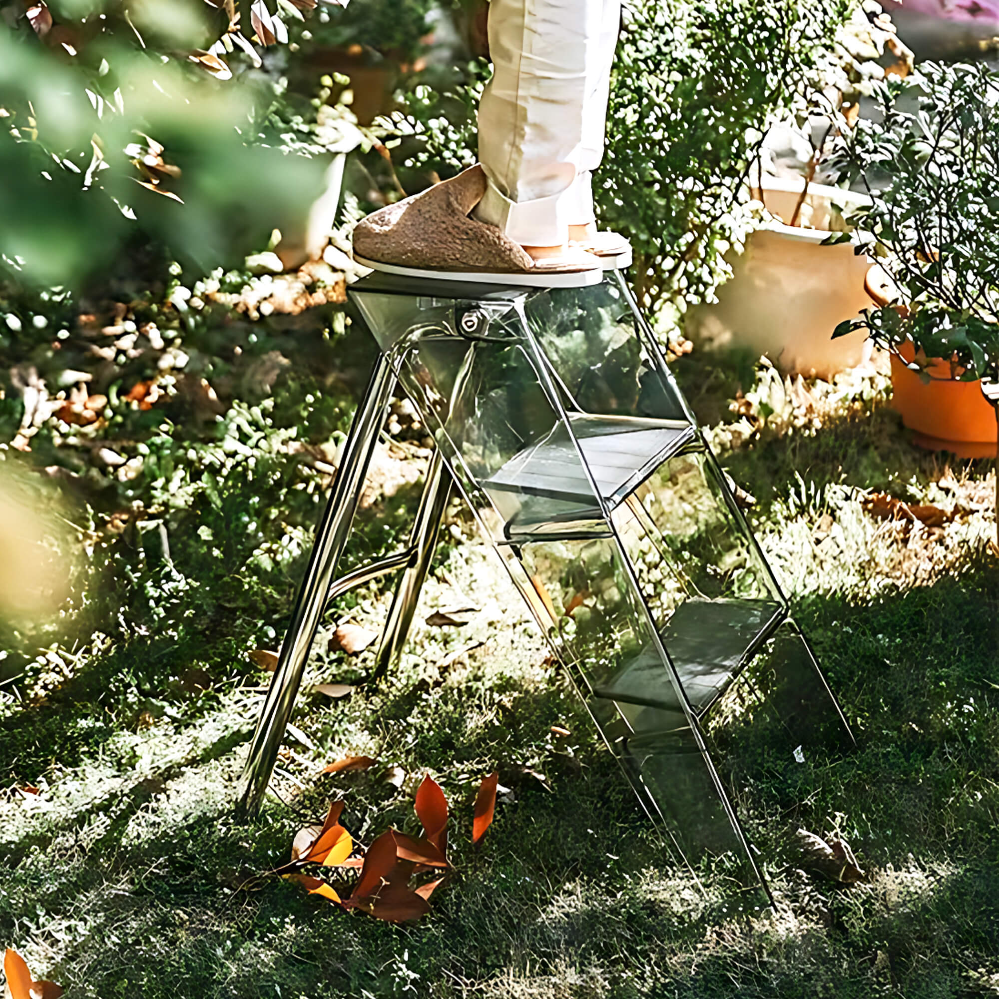 Anders Clear Acrylic Step Ladder | Replica Kartell Upper Step Ladder