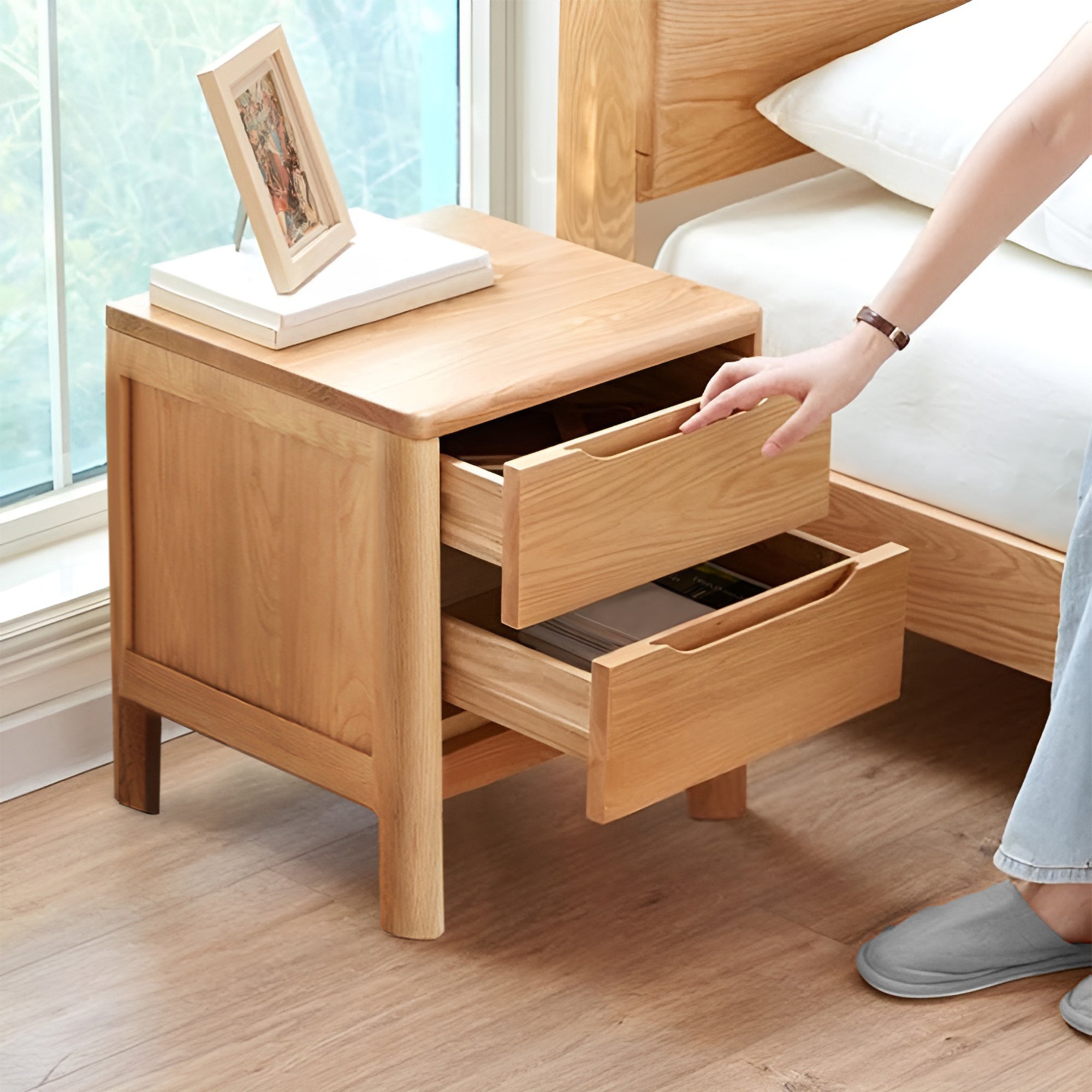 Set of 2 Niva Solid Oak Wood Bedside Table 2 Drawers