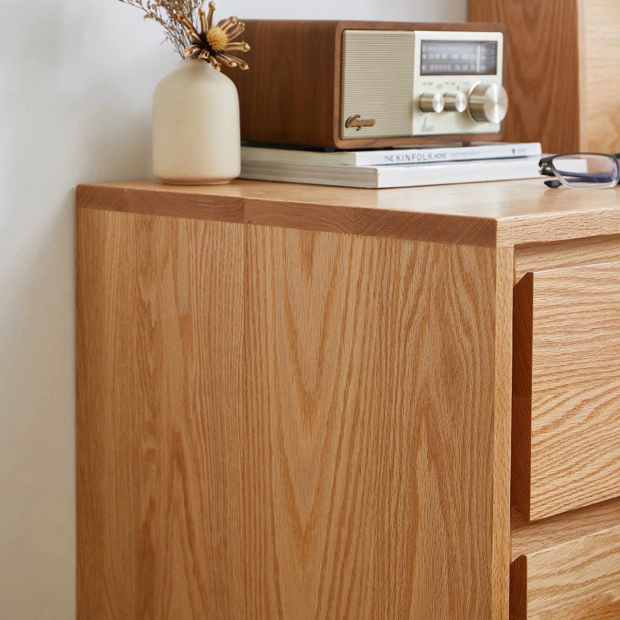 Nibe Bedside Table