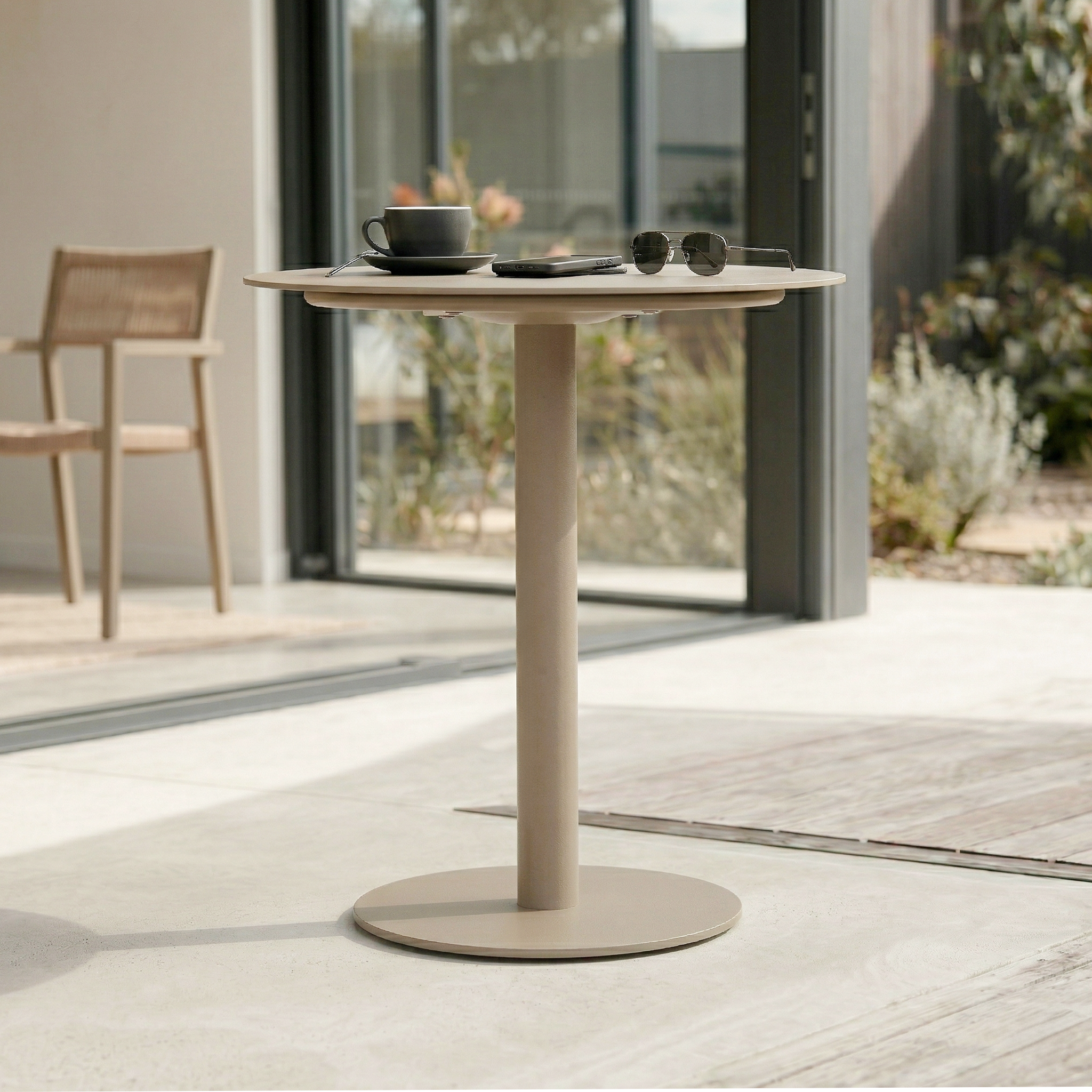 Slagelse Metal Round Side Table