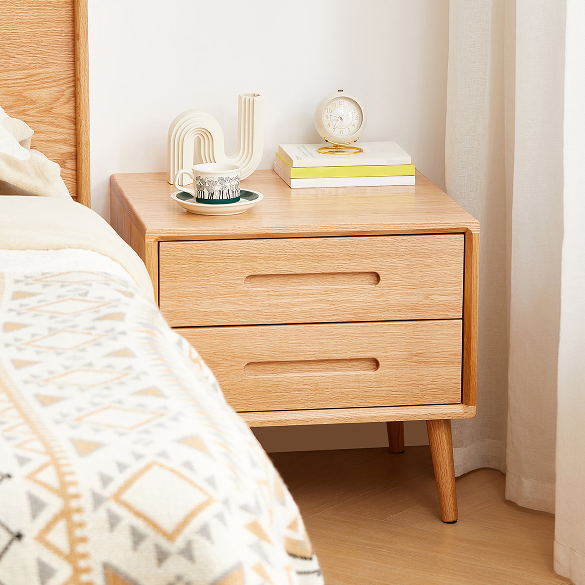 Struer Bedside Table