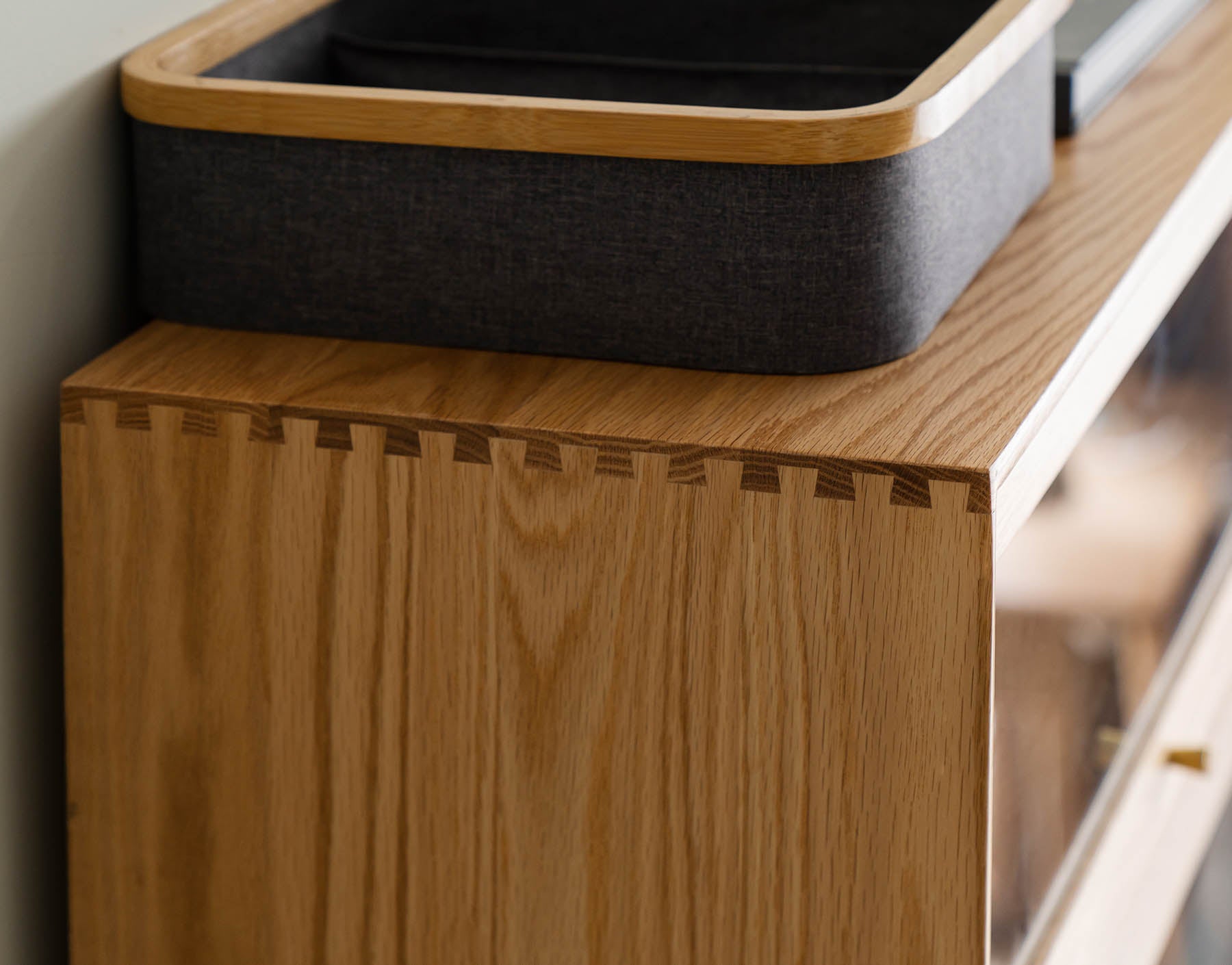 Andaen 3 Shelf Solid Oak Wood Display Cabinet