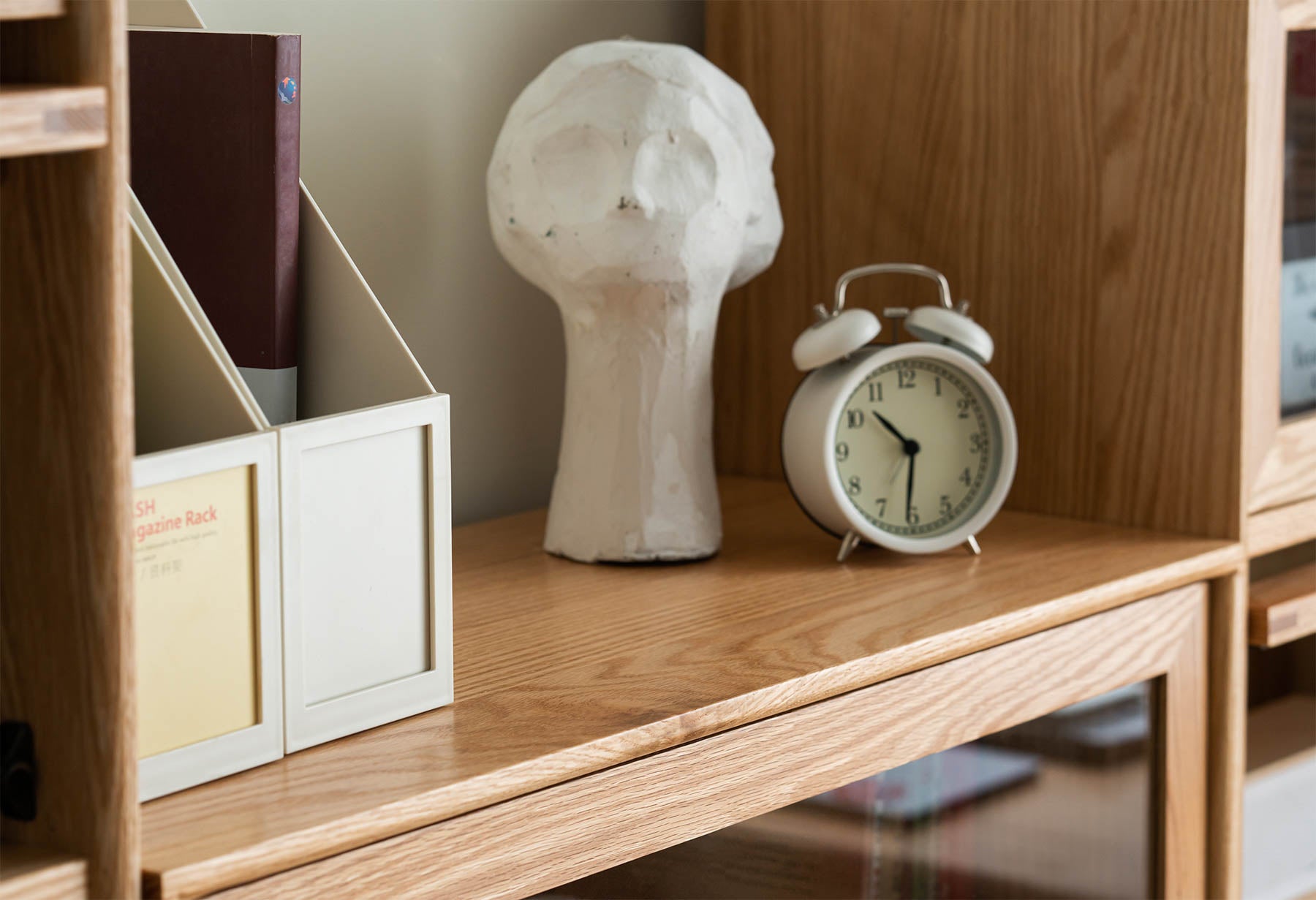 Andaen 3 Shelf Solid Oak Wood Display Cabinet