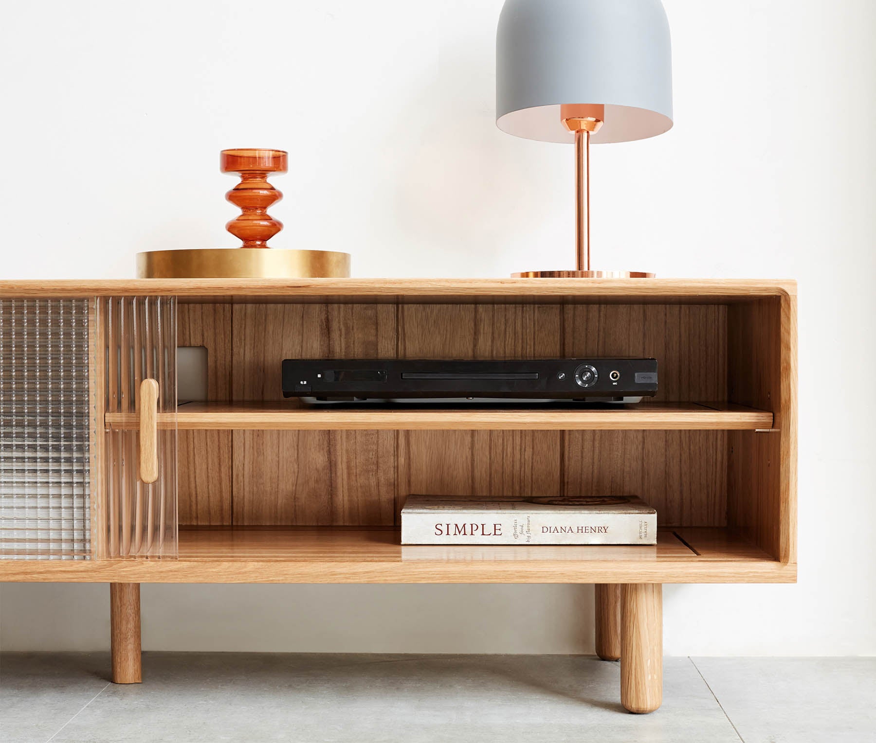 Valje Fluted Glass Entertainment Unit