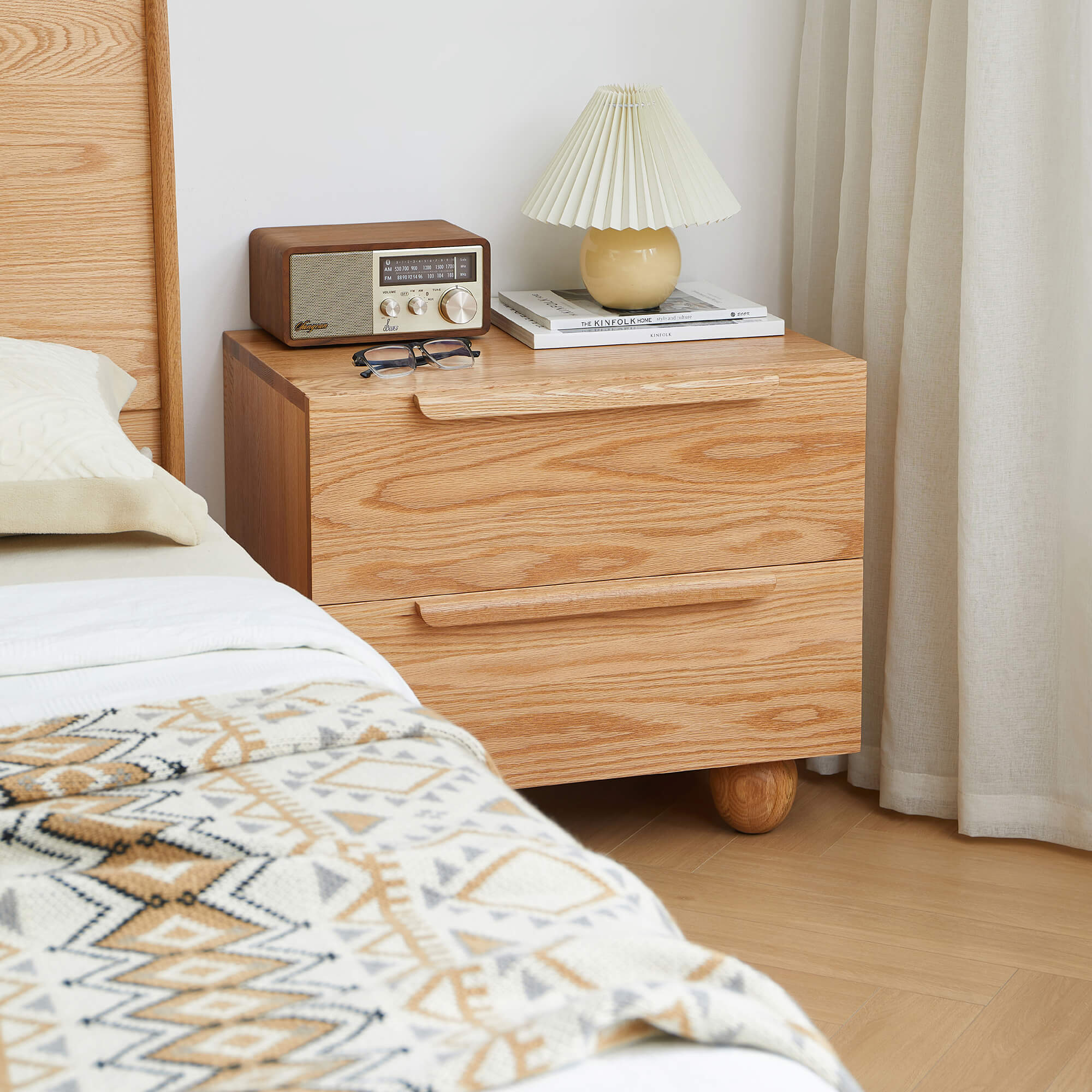 Faaborg Bedside Table