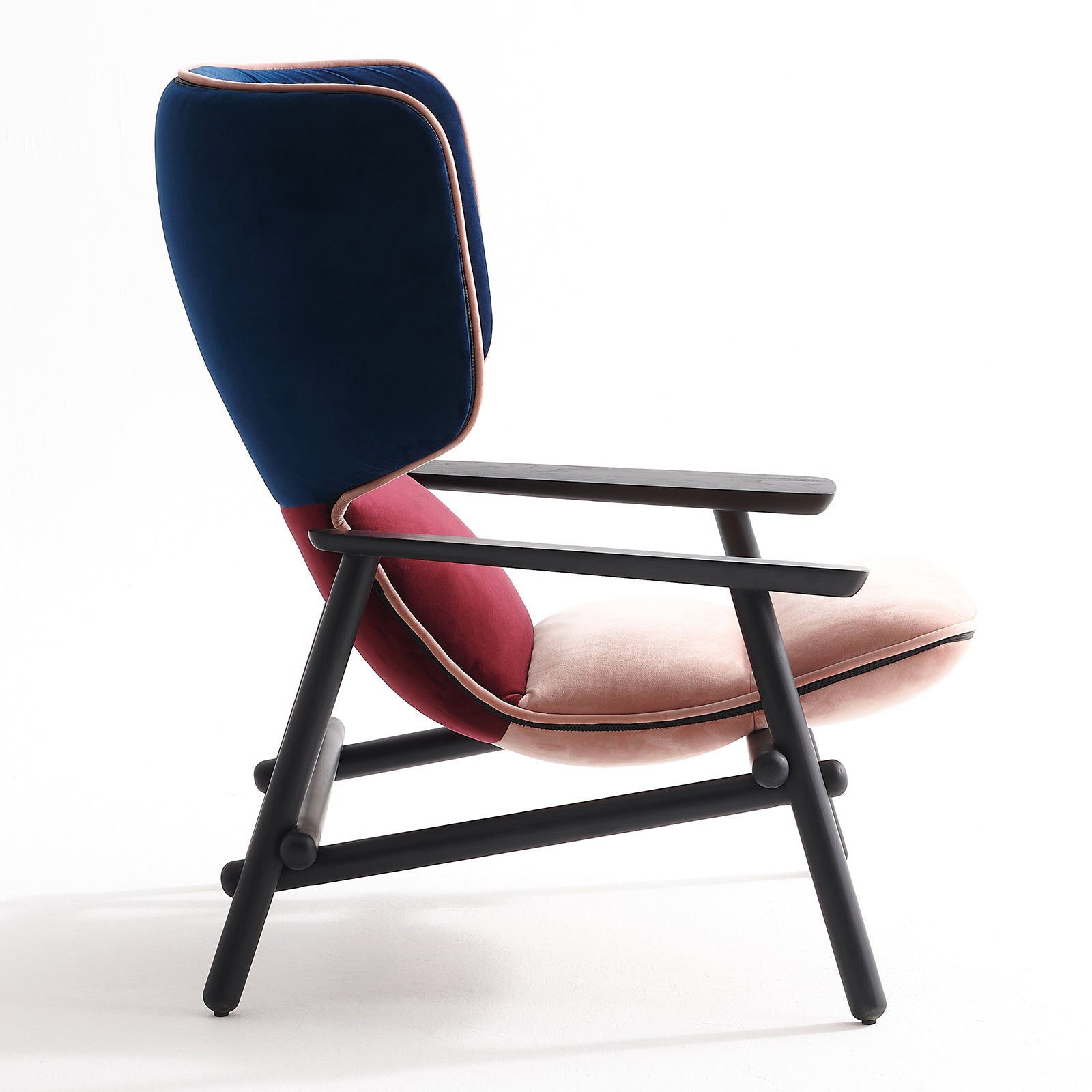 Örebro Wing Armchair | Replica Lilo Wing Chair