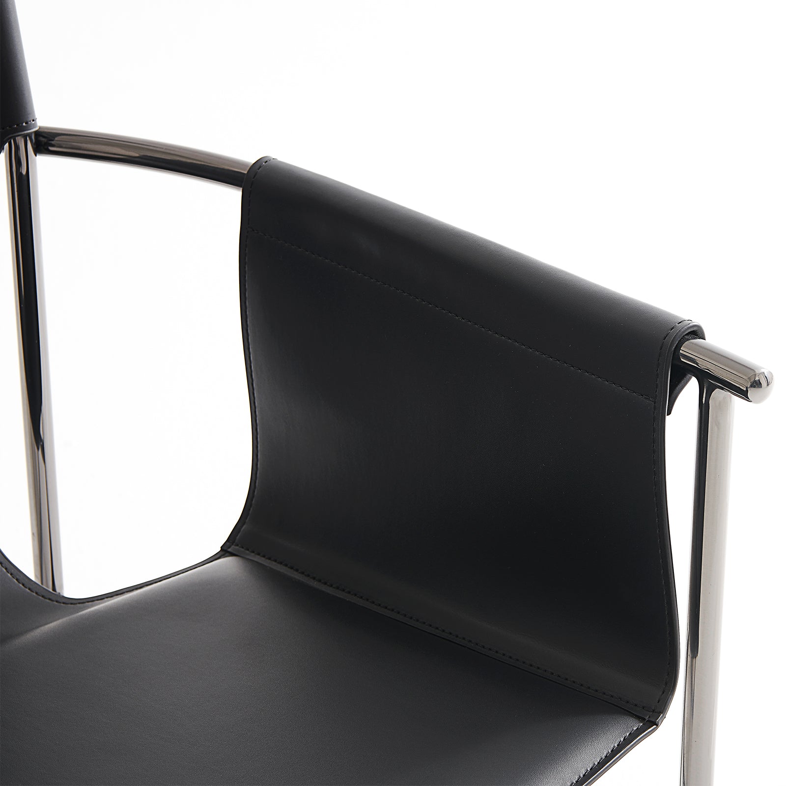 Gnesta U Chair Lounge Armchair