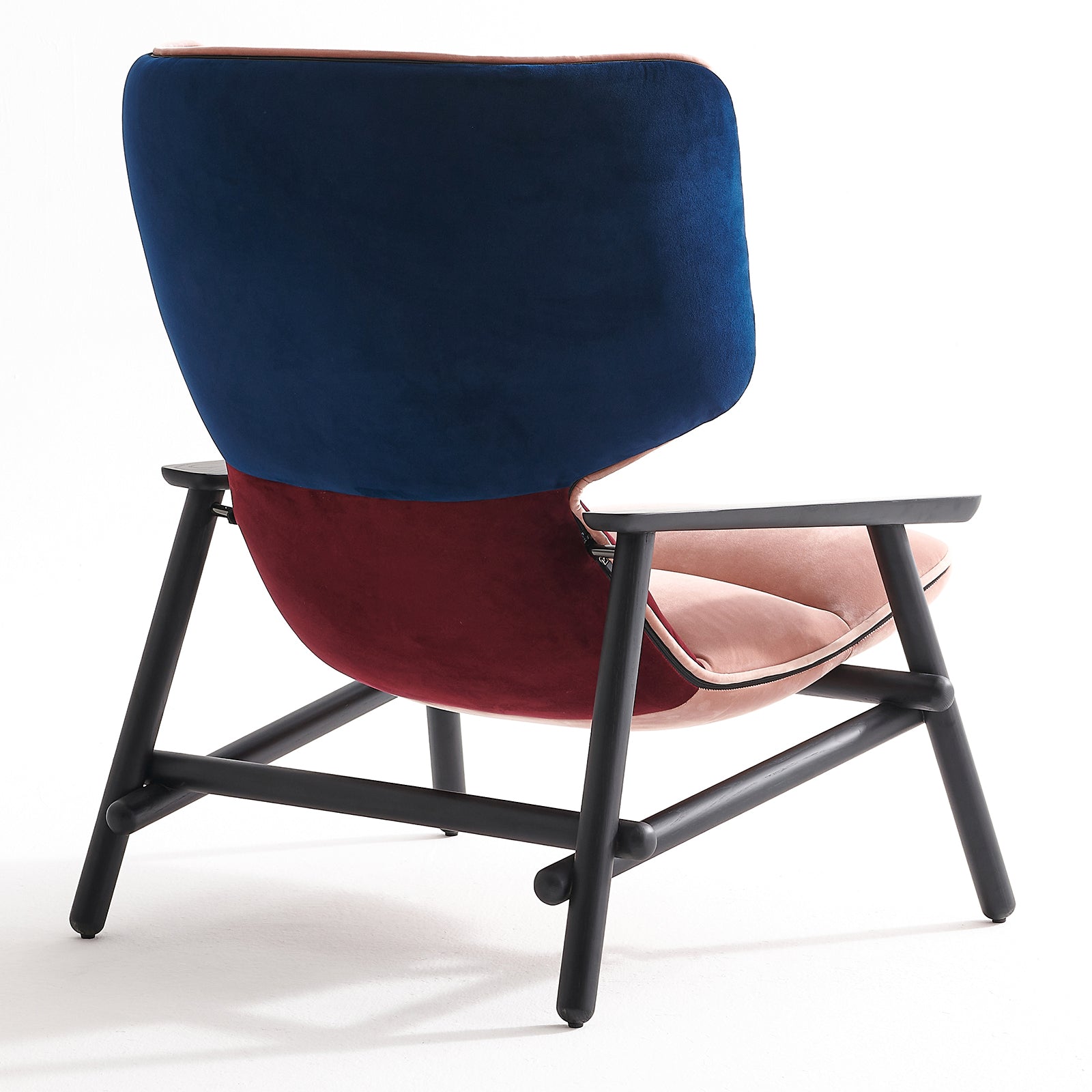 Örebro Wing Armchair | Replica Lilo Wing Chair