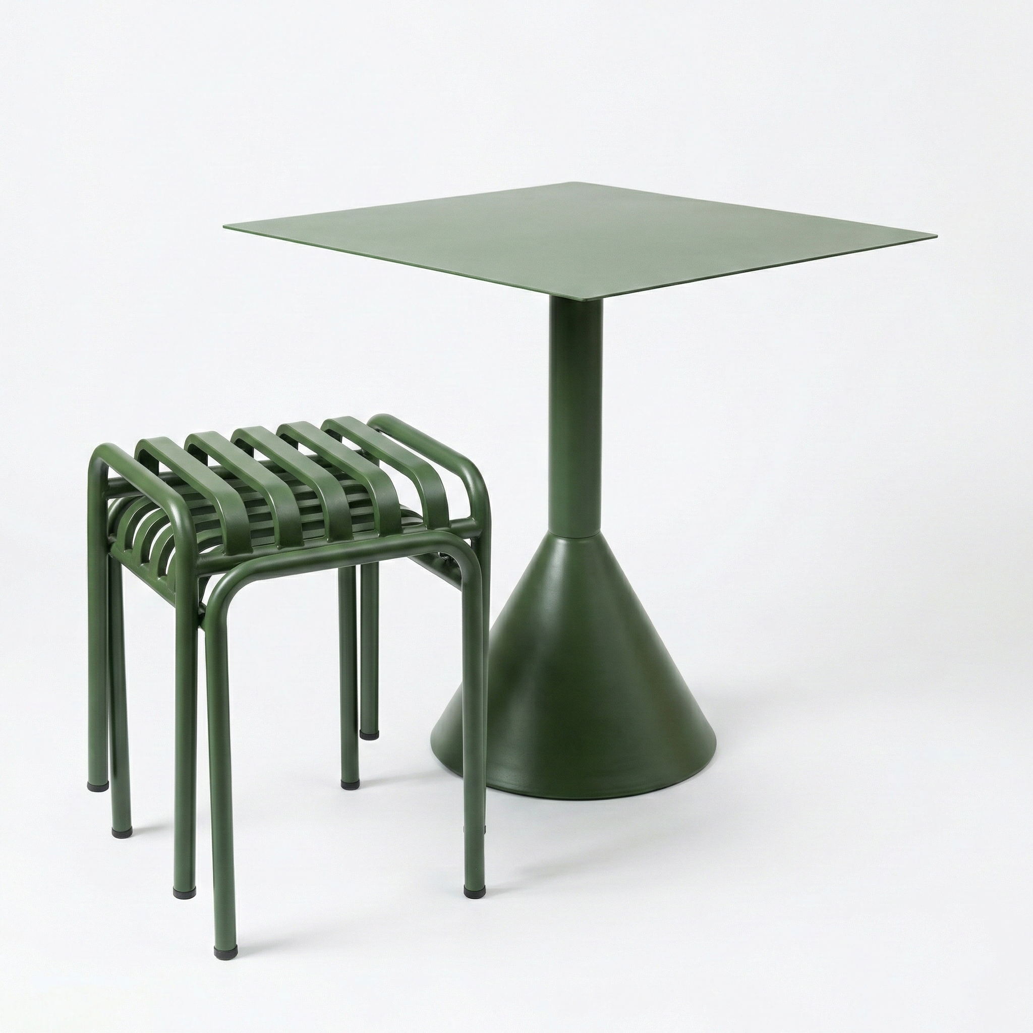 Ishøj Replica Hay Palissade Cone Table & 2 Low Stools Set