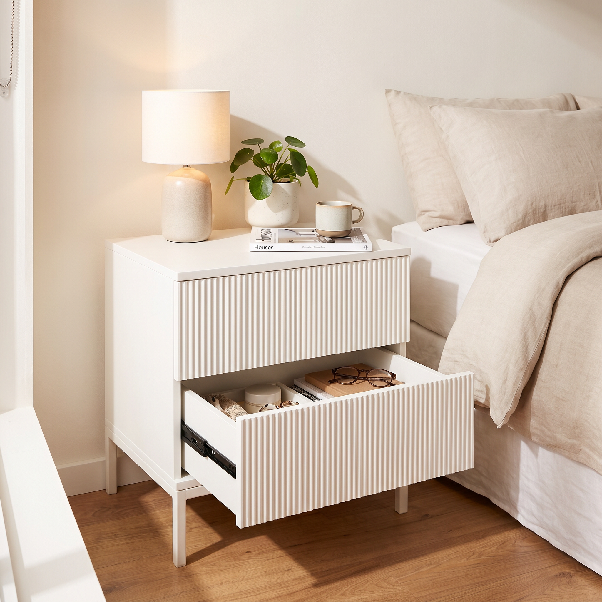 Nørresundby Bedside Table